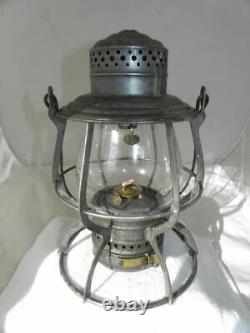 1889 UNION PACIFIC RAILROAD LANTERN Clear Lantern Globe