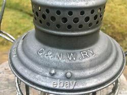1909 C&NW Ry Chicago & Northwest Railway Lantern with Clear Cast Ext. Globe