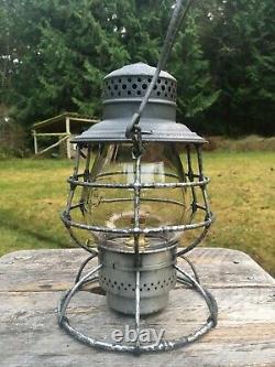 1909 C&NW Ry Chicago & Northwest Railway Lantern with Clear Cast Ext. Globe