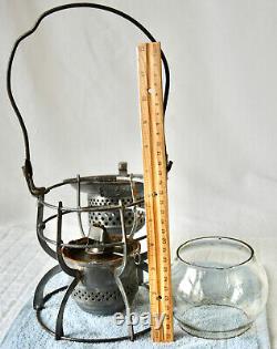 1925 Antique Railroad Lantern PRR Penn RR Train Oil Lamp, ARMSPEAR MFG Co