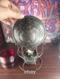 1925 Armspear Mfg Co. Railroad RR Lantern New York Red Ribbed Globe N&W. RY BLACK