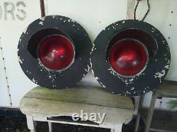 2 Railroad Crossing Signal Lights Safetran Systems Corp 24