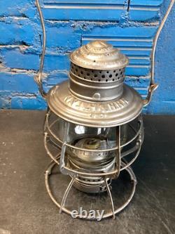 ADLAKE 1897 NY. NH&H. RR NEW YORK NEW HAVEN&HARTFORD RAILROAD LANTERN WithEMB GLOBE