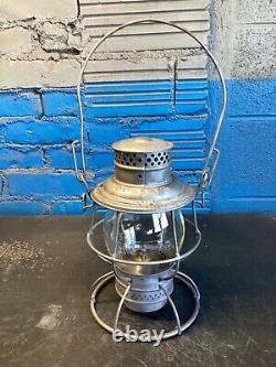 ADLAKE 1913 CHICAGO MILWAUKEE &St. PAUL RAILWAY LANTERN WithEMB. C. M. &St. P. Ry GLOBE