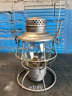 ADLAKE BURLINGTON ROUTE RAILROAD LANTERN WithEMBOSSED BURLINGTON ROUTE Cnx GLOBE