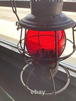 ADLAKE DELAWARE LACKAWANNA&WESTERN RAILROAD LANTERN WithDL&W. RR EMBOSSED RED GLOBE