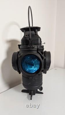 ADLAKE Kerosene Non-Sweating Lamp Chicago Railroad Train Switch Lantern/ Antique