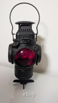 ADLAKE Kerosene Non-Sweating Lamp Chicago Railroad Train Switch Lantern/ Antique