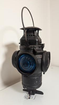 ADLAKE Kerosene Non-Sweating Lamp Chicago Railroad Train Switch Lantern/ Antique