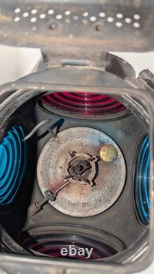 ADLAKE Kerosene Non-Sweating Lamp Chicago Railroad Train Switch Lantern/ Antique