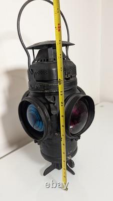 ADLAKE Kerosene Non-Sweating Lamp Chicago Railroad Train Switch Lantern/ Antique