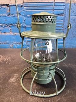 ADLAKE MILITARY DRAB GREEN PAINTED RAILROAD LANTERN WithETCHED(USA)MACBETH GLOBE
