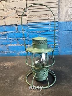 ADLAKE MILITARY DRAB GREEN PAINTED RAILROAD LANTERN WithETCHED(USA)MACBETH GLOBE