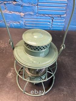 ADLAKE MILITARY DRAB GREEN PAINTED RAILROAD LANTERN WithETCHED(USA)MACBETH GLOBE