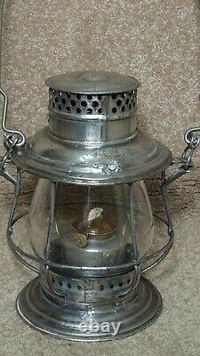 ADLAKE No. 90 SQUAT SWITCHMAN'S BELL BOTTOM RAILROAD LANTERN (1)