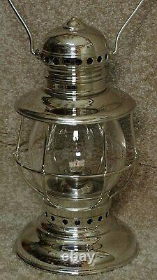 ADLAKE PULLMAN CONDUCTOR RAILROAD LANTERN WithCLEAR GLOBE ETCHED P. Co. (9)
