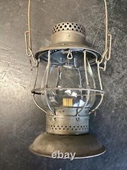 ADLAKE RELIABLE (G. T. Ry) GRAND TRUNK RAILWAY BELLBOTTOM RAILROAD LANTERN WithGLOBE
