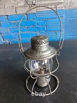 ADLAKE RELIABLE SOUTHERN PACIFIC RAILROAD (S. P. Co.) LANTERN With EMBOSSED GLOBE