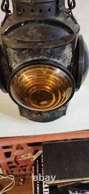 ANTIQUE HL Piper Montreal CNR Railway Railroad Caboose Oil Lantern Amber Blue