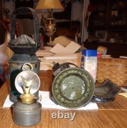 ANTIQUE VINTAGE Railroad Signal Lamp Lantern w burner repainted