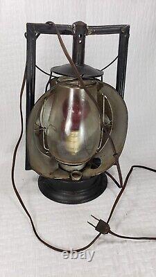 ATQ Dietz Trackwalker Kerosene Railroad Lantern w Rear Red A