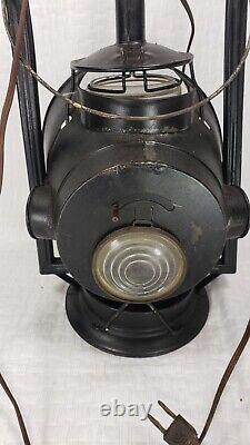 ATQ Dietz Trackwalker Kerosene Railroad Lantern w Rear Red A