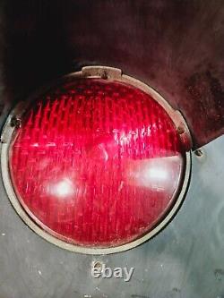 Actual Railroad Track MI Brand 51055 Red Stoplight helped stop many trains