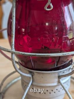 Adams And Westlake Reliable C&NW Railroad Lantern Matching Cast Red Globe Adlake