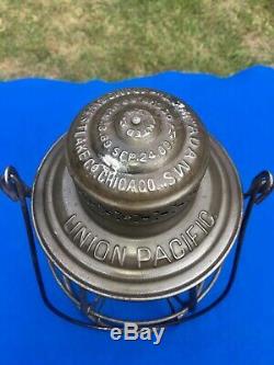 Antique 1889 Union Pacific Railroad Lantern A&W Clear Cast Ext. Base Globe BOLD