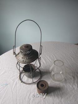 Antique Adlake Reliable Maine Central MCRR kerosene railroad lantern cast globe