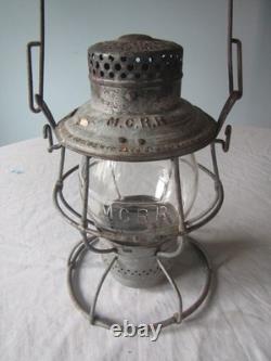 Antique Adlake Reliable Maine Central MCRR kerosene railroad lantern cast globe
