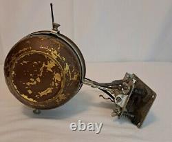 Antique Aladdin / Railway Wall Mount Caboose Kerosene Lamp Brass