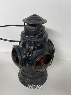 Antique Armspear 28A Railroad Caboose Signal Oil Lantern