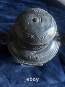 Antique Armspear Mfg. Co. New York 1925 Railroad Kero Lantern Clear Globe