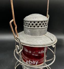 Antique Armspear RPR NY Railroad Red Globe Caged Kerosene Lantern 1925 NICE