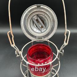 Antique Armspear RPR NY Railroad Red Globe Caged Kerosene Lantern 1925 NICE