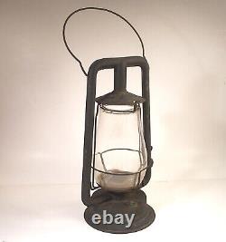 Antique B. & D. Boston NO. 0 Railroad Barn Lantern Bigelow & Dowser