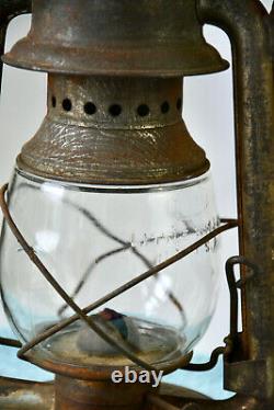Antique Barn Lantern Vintage Oil Lamp Embury MFG RR Yard Light Cabin Utility
