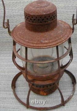 Antique C&O RY Lantern. Chesapeake & Ohio Railway. 1913. Cast Tall Globe. RARE