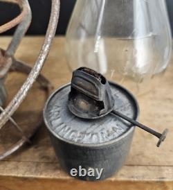 Antique Delaware & Hudson Railroad Dressel Lantern Cast Script Globe DHCo