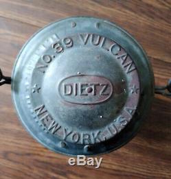Antique Dietz # 39 Vulcan Lantern, New York New Haven and Hartford Railroad