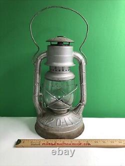 Antique Dietz D-Lite No. 2 Railroad Lantern Train Lamp Kerosene Oil Made In USA