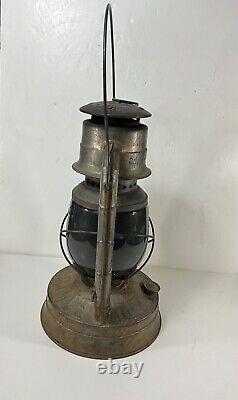 Antique Dietz D-lite No. 2 Railroad Lantern Train Lamp