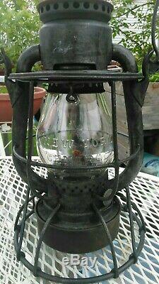 Antique Dietz Vesta Hi-top New York Central Railroad Lantern Embossed Globe1910