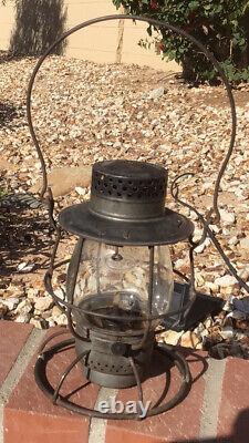 Antique Dietz no. 39 Vulcan railroad lantern with double guard