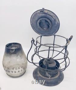 Antique Dietz no. 6 Bell bottom Railroad lantern w New York central cast globe