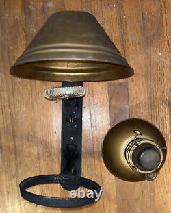 Antique HANDLAN ST. LOUIS RAILROAD CABOOSE WALL LAMP Lantern Large Center Draft