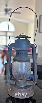 Antique Kerosene Lantern c. 1900 Rustic Barn Railroad Style w Glass Globe