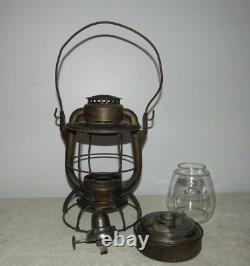 Antique Maine Central Railroad Oil Lantern Dietz Vesta Lamp USA