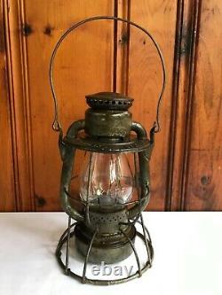 Antique New York Central Dietz Vesta Railroad Lantern with NYC RR Globe